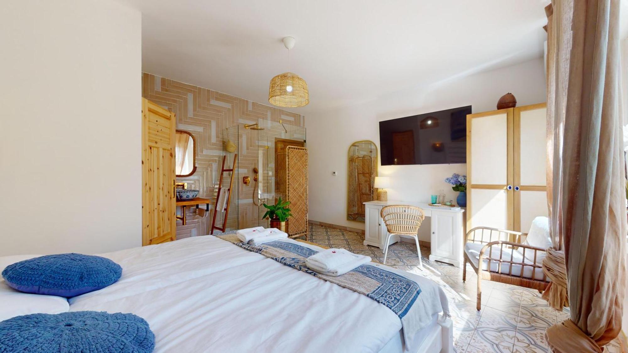 Ron De Mar & La Brisa Bed & Breakfast Pezinok Bagian luar foto
